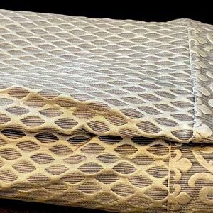 J Queen New York King Bed Skirt (Bed Skirt Only)